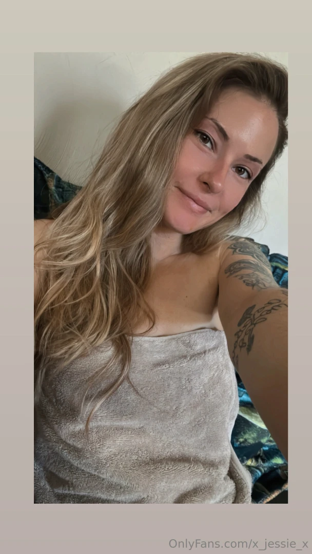 Wanna see the towel come off i promise you do 