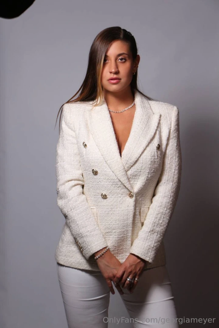 Pop quiz what s the most romantic city in the world 