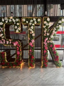 A special lunch with a charming client at one of my favorite spots part 1