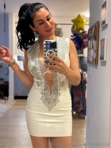 I wore this for you would you help me unzip it