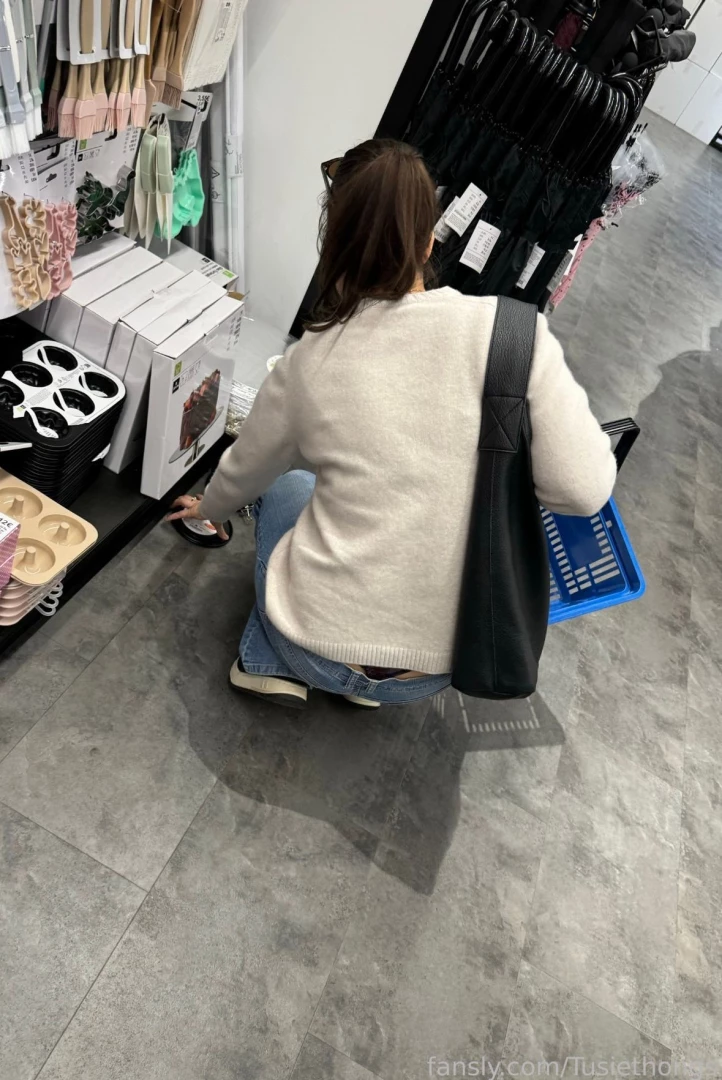 Victoria secret mood whaletail public thongslip thongfail 
