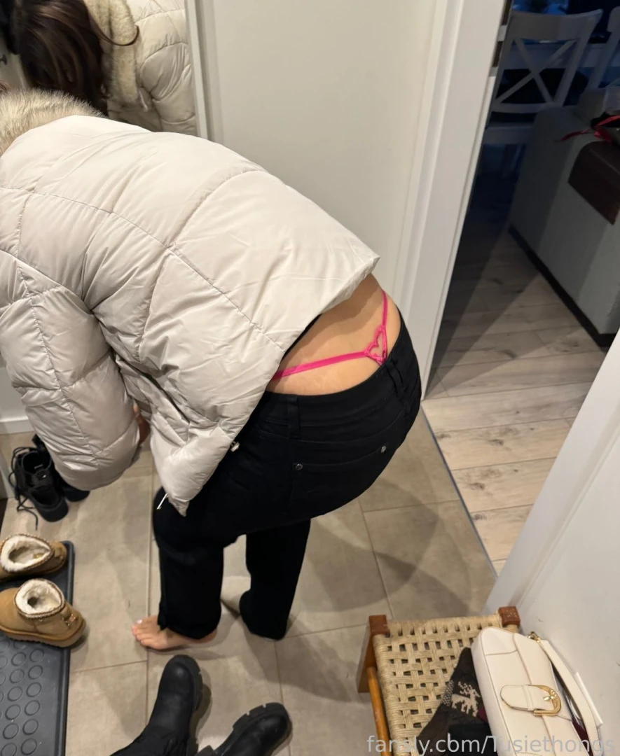 I love that victoria s secret thong really thongshow thongfetish part 18 