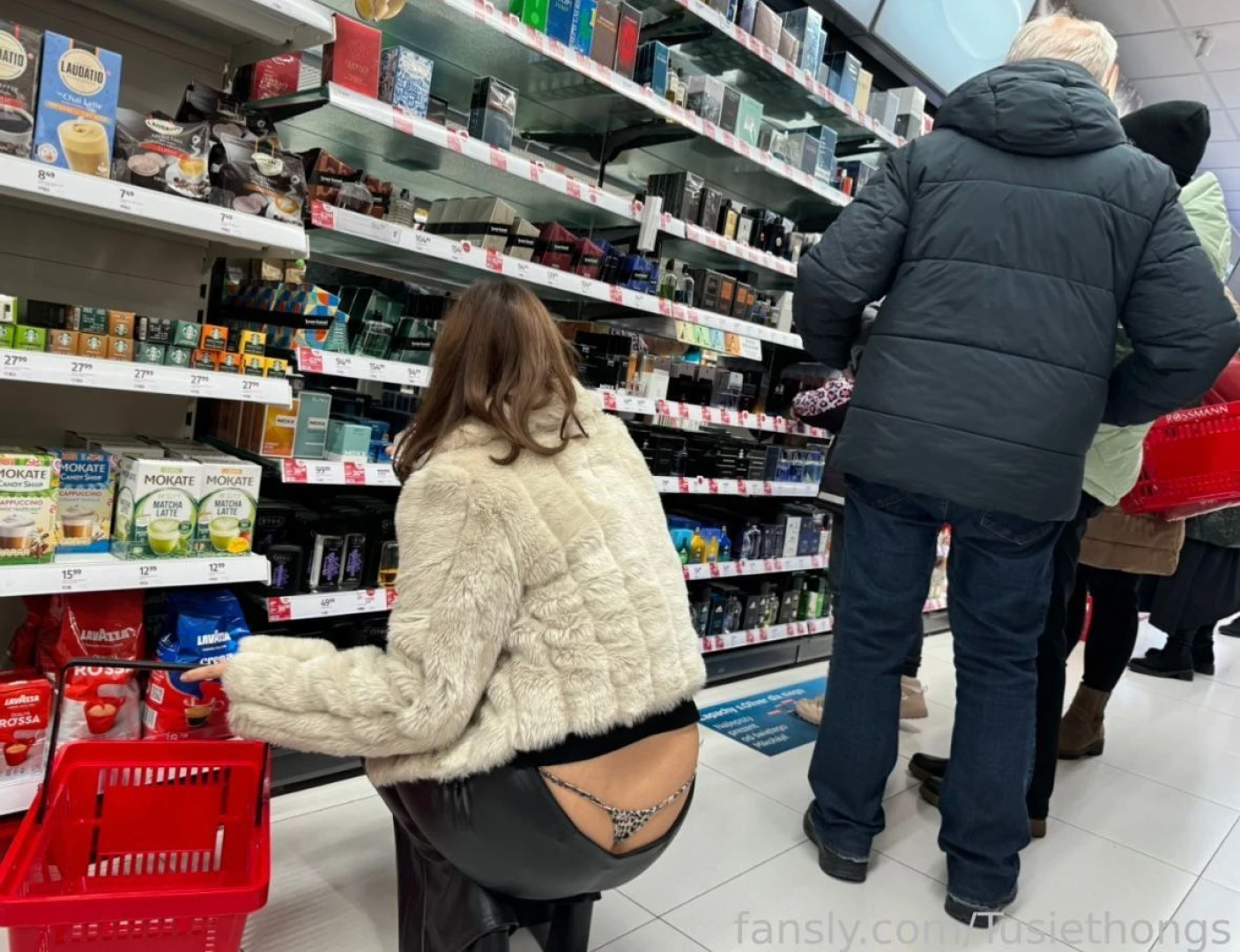 Shopping before christmas time wasn t very pleasant people are busy part 25 