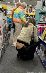 Shopping before christmas time wasn t very pleasant people are busy part 24