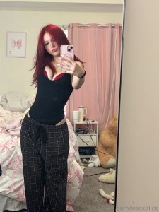 I d send u mirror selfies like these at 4am if u dont mind