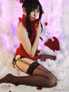 Yor throwback set is in your dms to wrap up this lovely month