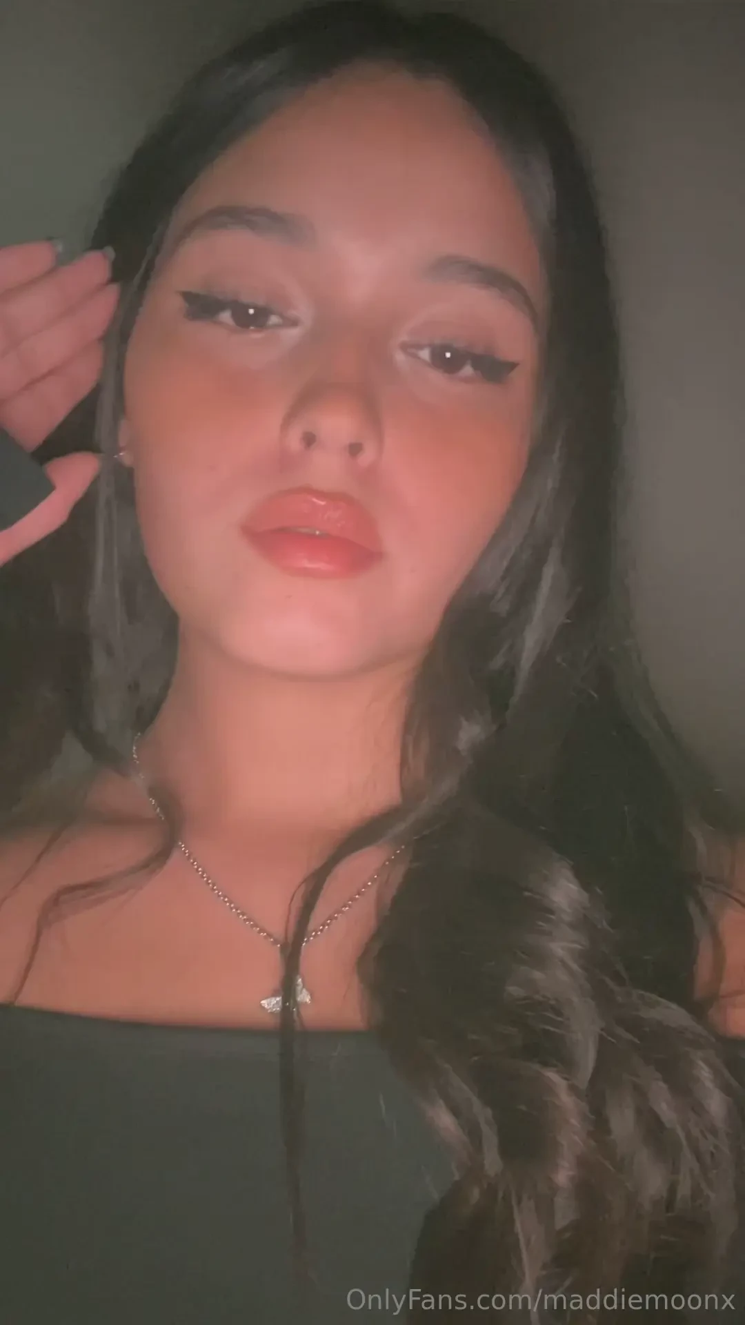 Can t stop thinking about something that makes me blush and maybe even 