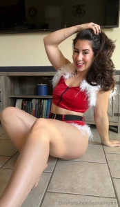 What is the first thing you see when you look at me