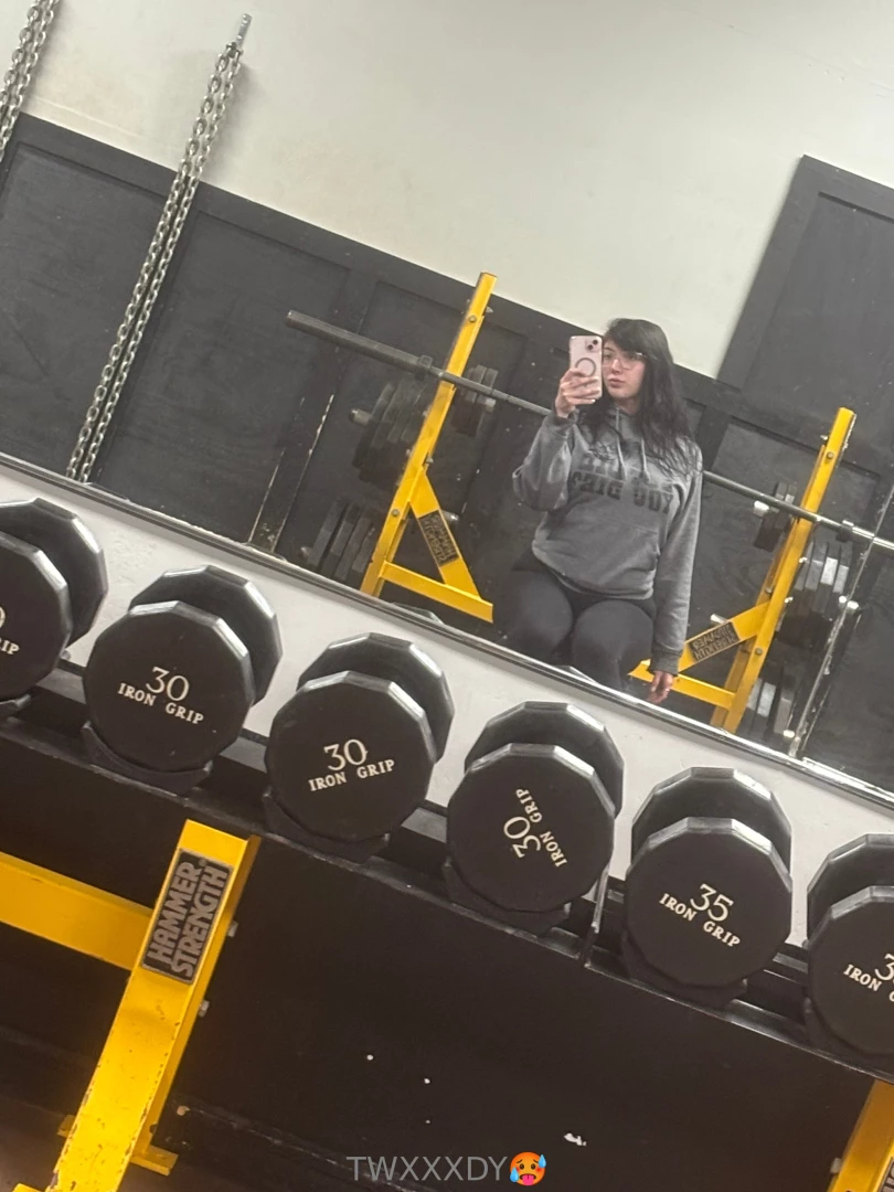 Thickkkkumsssss 