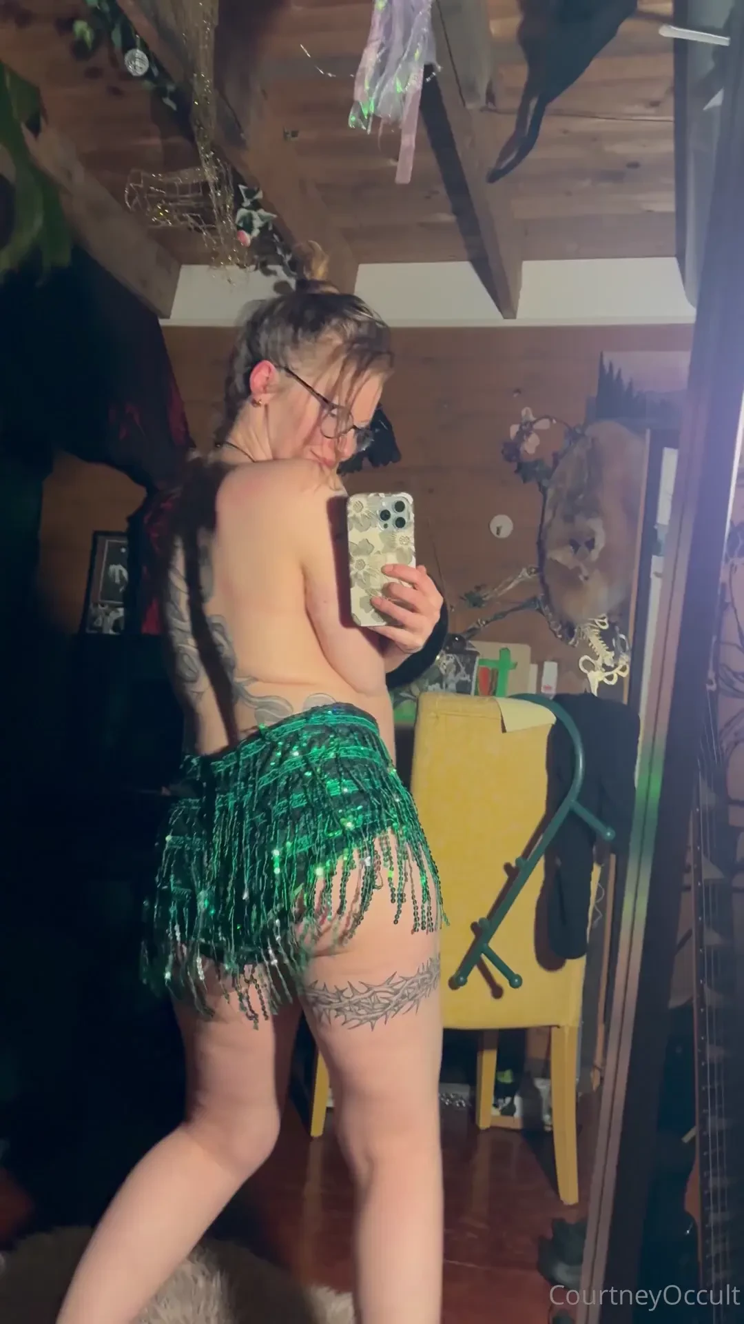 Wowow thanks so much to my secret admirer for the xmas solstice gifts 