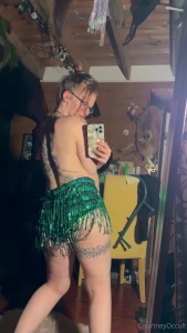 Wowow thanks so much to my secret admirer for the xmas solstice gifts