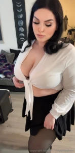 Would you leave the outfit on or take it off