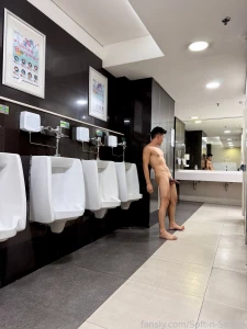 I don t know when i go to this toilet i don t have any feeling for part 1