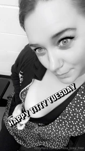 Always uncensored on my vip onlyfans com pamela_isleyxxx