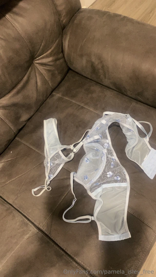 Who needs clothes part 25 