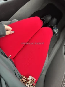 My thighs were made to smother