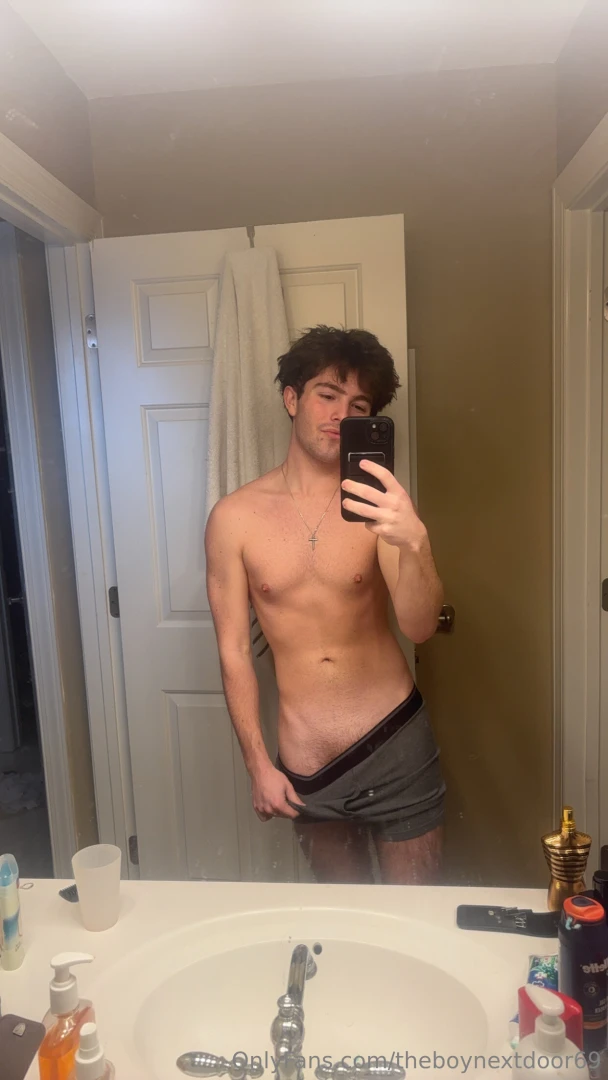 Let s start the week off good slide into my dms 