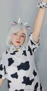 Una para ver el outfit completo y manchado