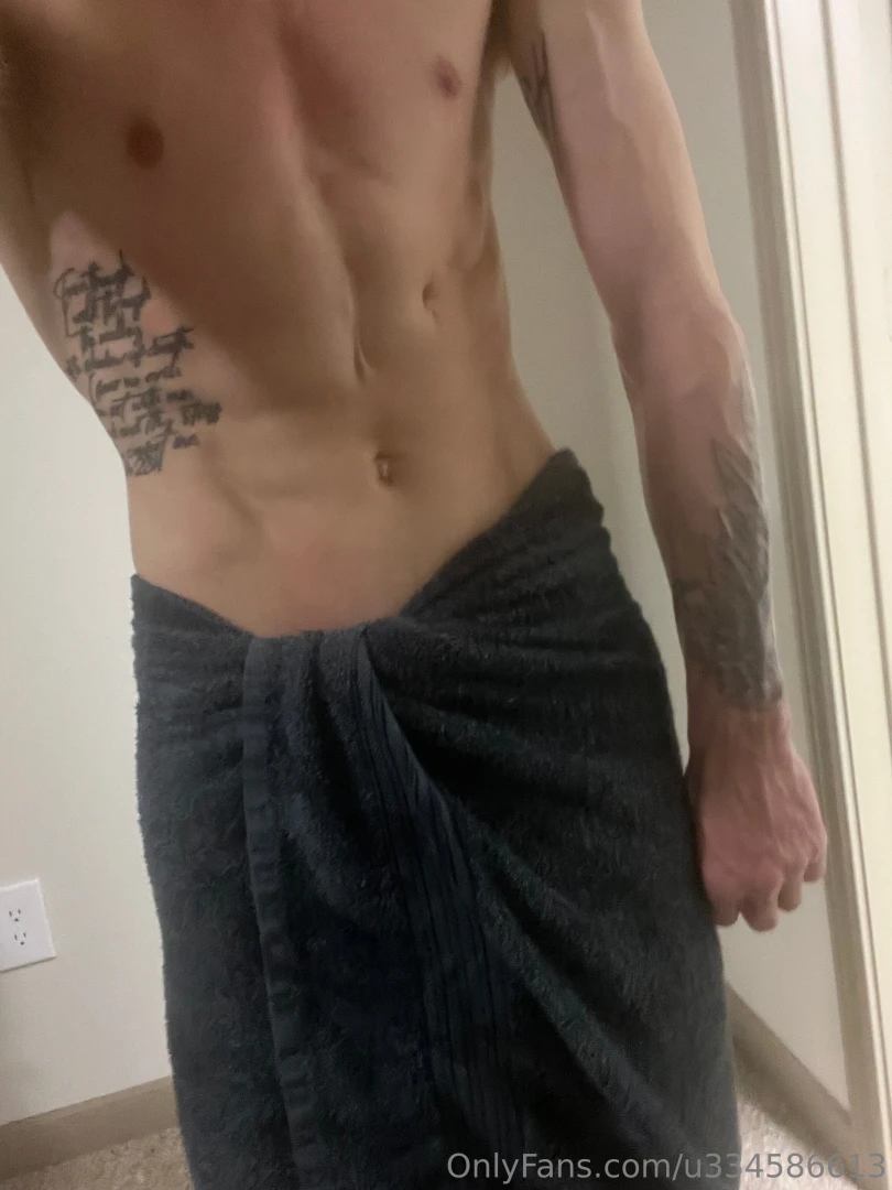 Fresh out the shower wet and horny 