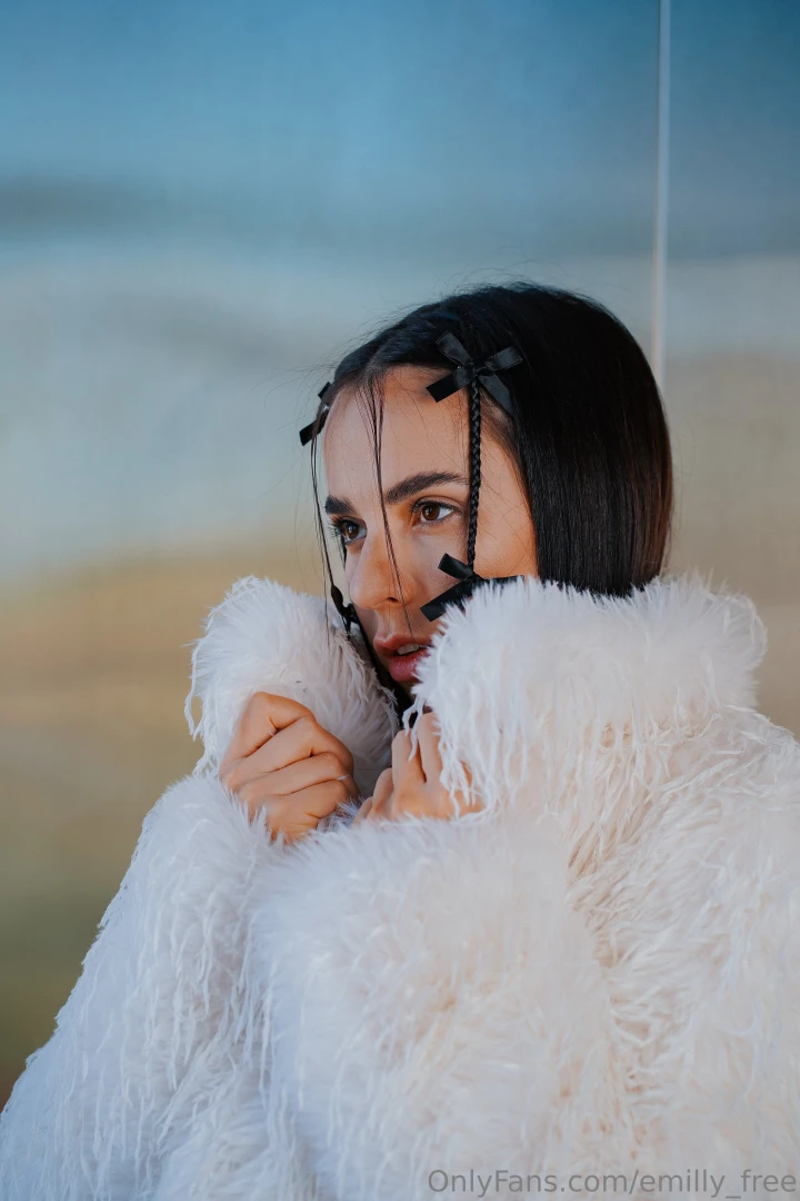 In every moment i discover my beauty and femininity i share my energy 