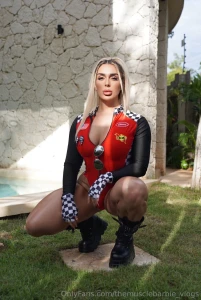 Can i take a look under your hood