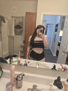 Thinking about doing a live stream what would you guys want to see