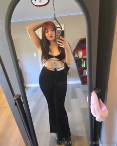 Having a bit of a rough day want to make me feel better