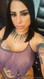 Fotos y videos expl citos de este outfit abajo a solo 25