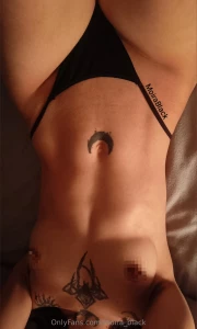 Moira_black