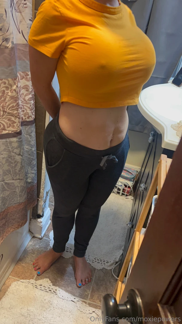 Happy titty tuesday love showing off my whole body to my lovely fans part 7 