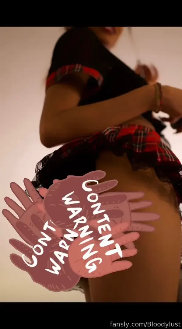 Up the skirt booty pics check dms babes 