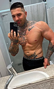 Free page free page i want to fulfill all your wishes mikev6 - mikev6 part 1