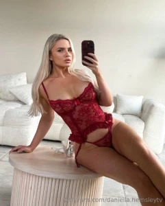 Lady in red vip queendqueenofd