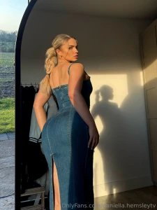 What s the difference between my ass and your favourite dessert come