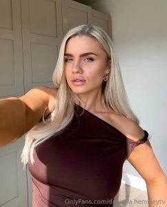 Cheeky get to know the real me gt vip queendqueenofd