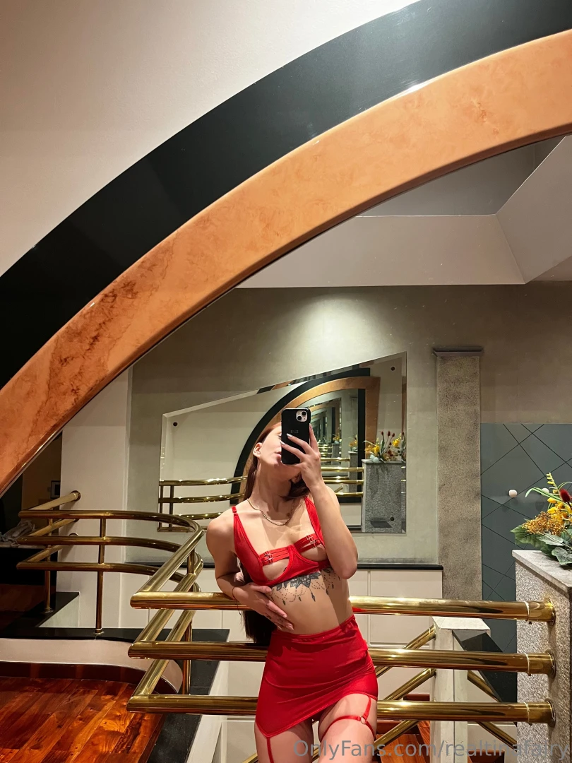 El rojo es mi nuevo color favorito y el tuyo part 2 