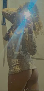 Just mirror selfies part 1