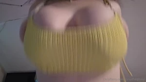 Wanna be teased in my yellow bikini