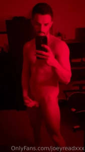 This red light just gets me feeling proper horny who s gonna let me