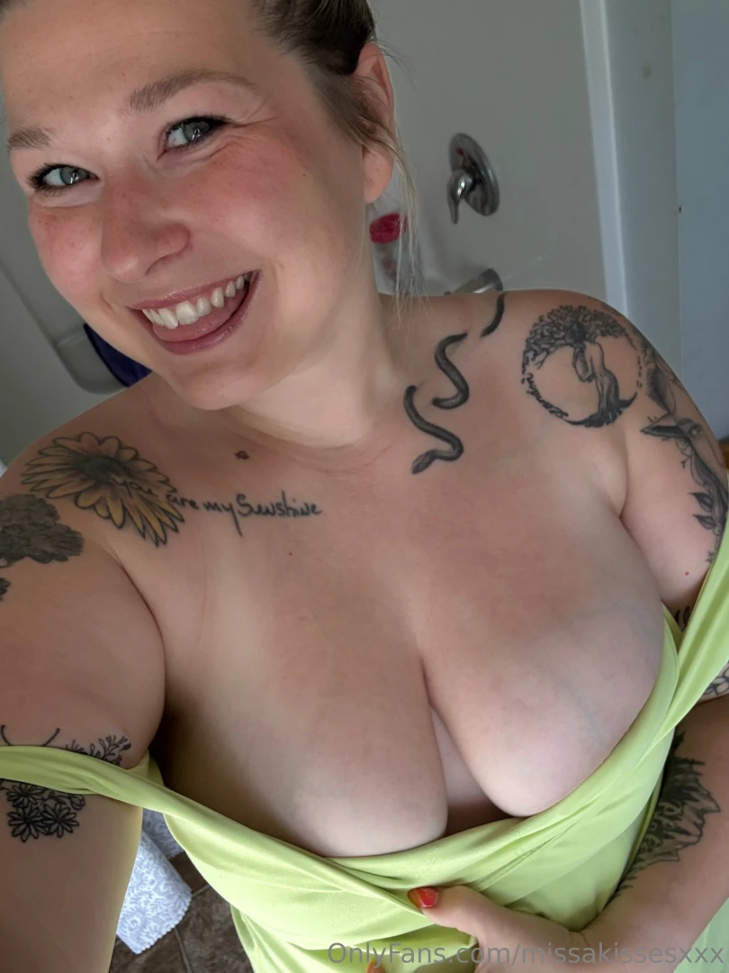 She s giving summer good morning are you feeling the summer glow part 1 