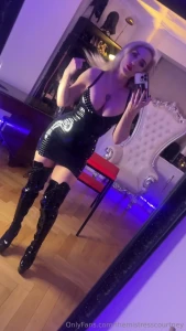 Boot bitch at the ready