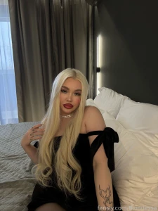 I really liked the evening outfit and makeup would i get your part 4