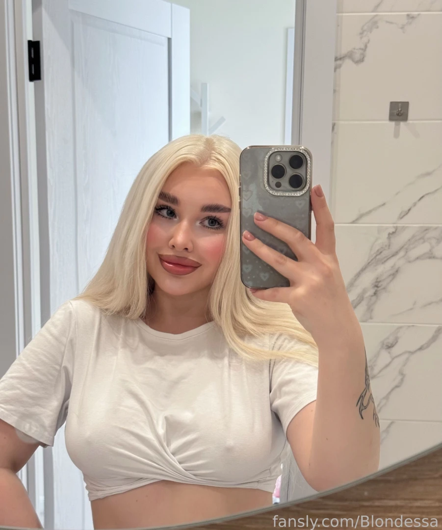Everyday photo it was cool and my nipples tensed up fyp blonde 