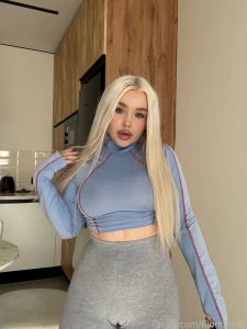 With or without a t-shirt fyp blonde bigboobs bigtits petite algirl