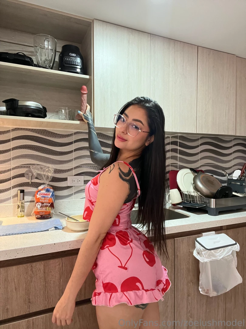 Breakfast is ready mouth pussy and ass open and fucked to start the 