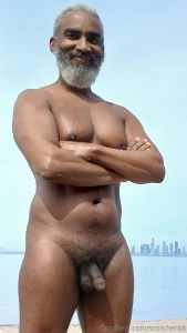 Teaser thursday beard musculardaddy gay feet gaycruising beardgay