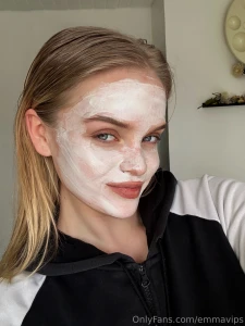 Snapped this while i was feeling extra naughty it only gets hotter