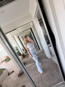 Swipe for titties part 151