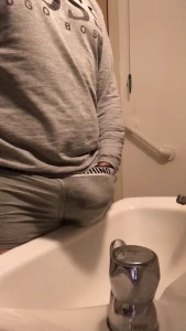 Special verbal video for mouth sluts in to man smells
