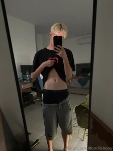Can u pull my undies down